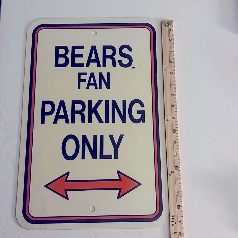 Vintage 1980’s Chicago Bears FAN PARKING ONLY Sign - Picture 2 of 3